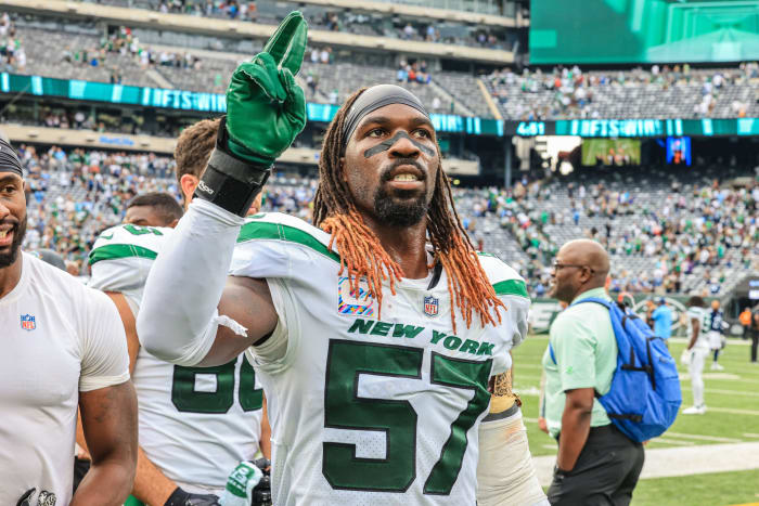 Jets LB C.J. Mosley celebrates win